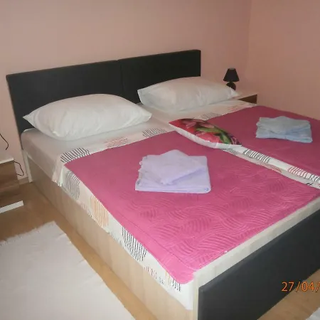 Family Tonko With King's Bed Apartment Matulji